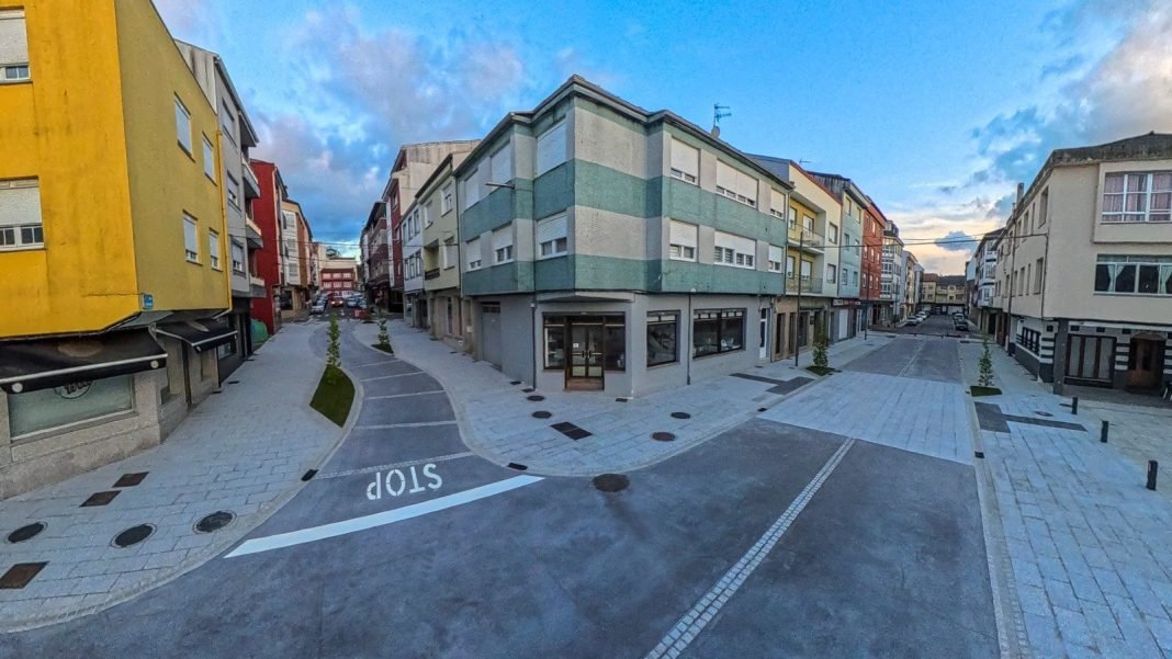 Vimianzo reabre Castelao e Vázquez Mouzo tras unha reforma que humaniza o centro urbano