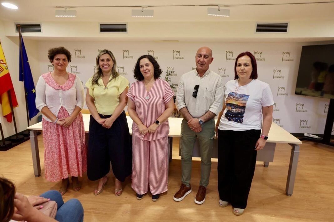 Belén do Campo, con los alcaldes de Vimianzo, Camariñas y Muxía