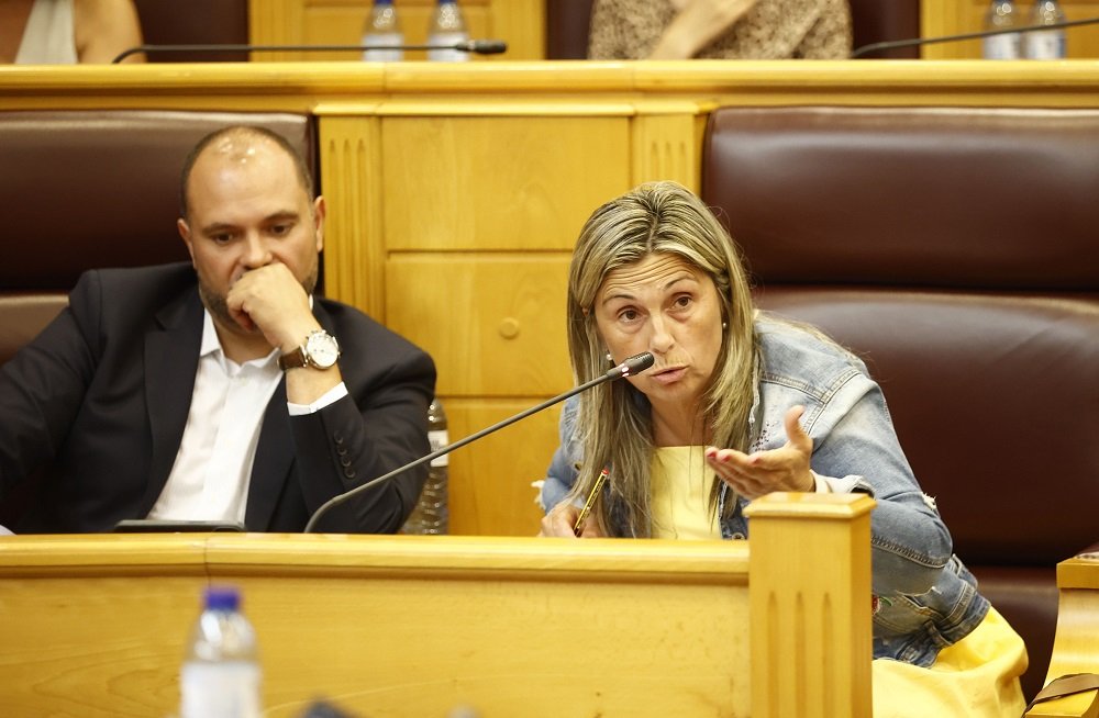 A responsable provincial de Vías e Obras e alcaldesa de Vimianzo, Mónica Rodríguez,